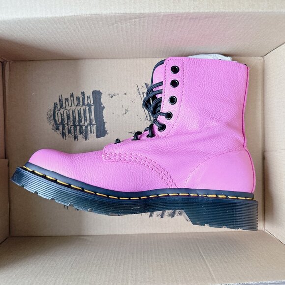 Dr. Martens boots Size 7 Pink Pascal Virginia Leather Boots 1460 women’s NW - Picture 9 of 16